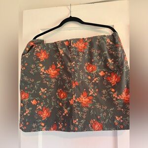 Duluth Trading Co Rootstock Gardening Skort